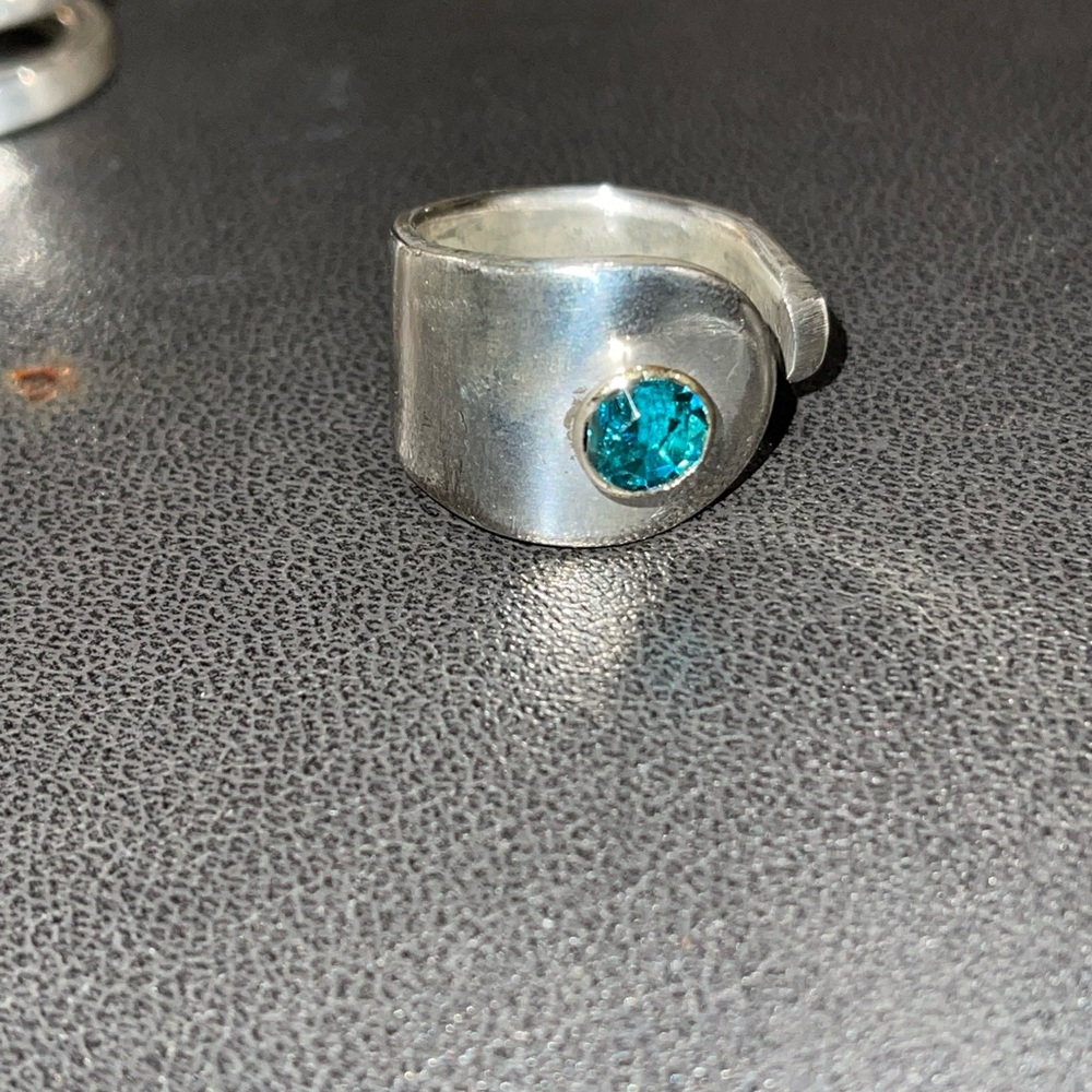 Elegant Silver Ring with Blue Gemstone size 8 made from vintage silverware